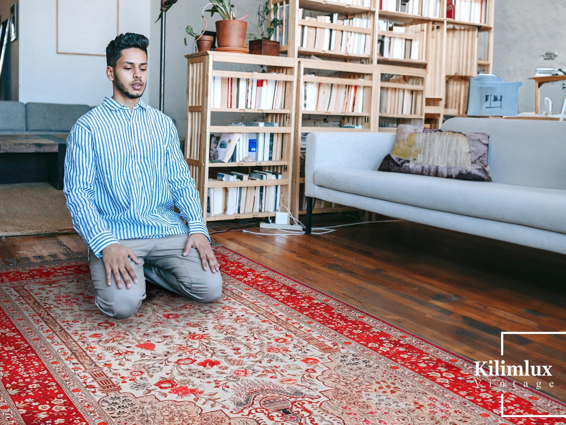 Turkish Floral Prayer Rug, Ottoman Design Seccade