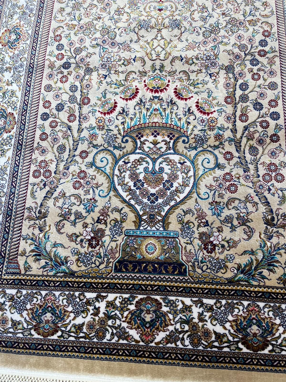 Bamboo Prayer Rug with Silk Fringes: Soft Muslim Seccade