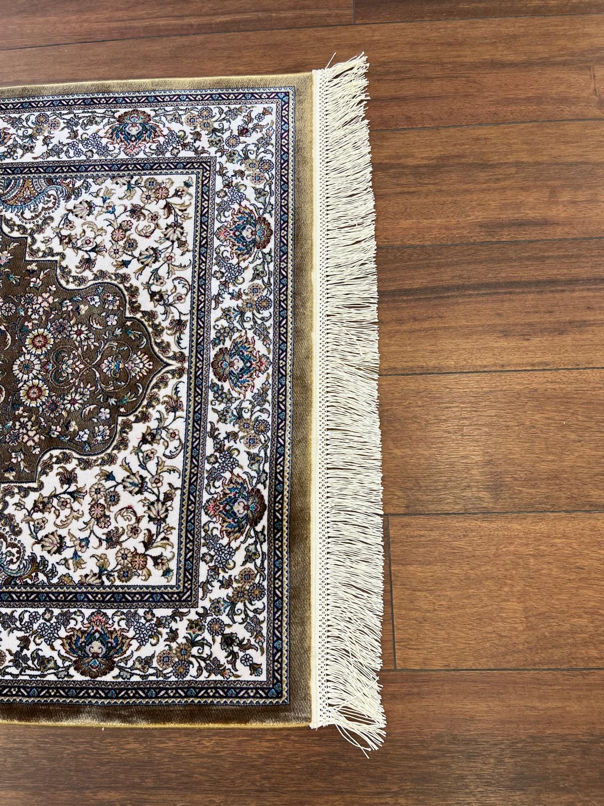 Bamboo Prayer Rug with Silk Fringes: Soft Muslim Seccade