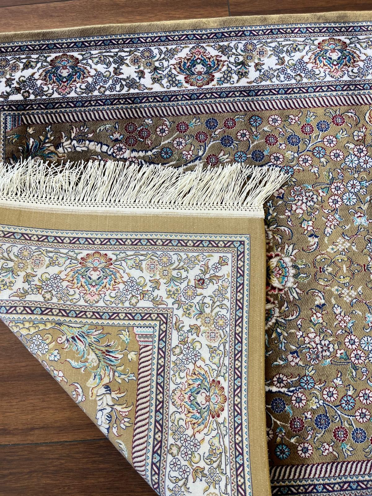 Bamboo Prayer Rug with Silk Fringes: Soft Muslim Seccade