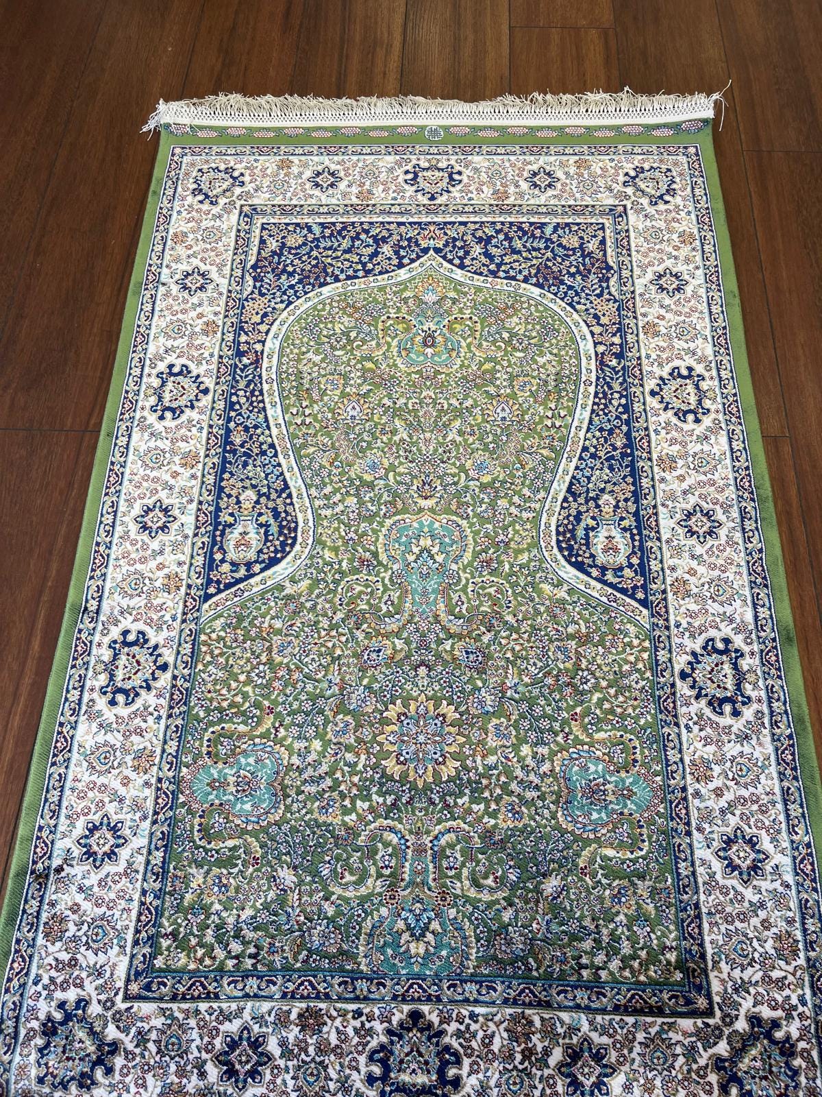 Bamboo Prayer Rug with Silk Fringes: Soft Seccade Carpet