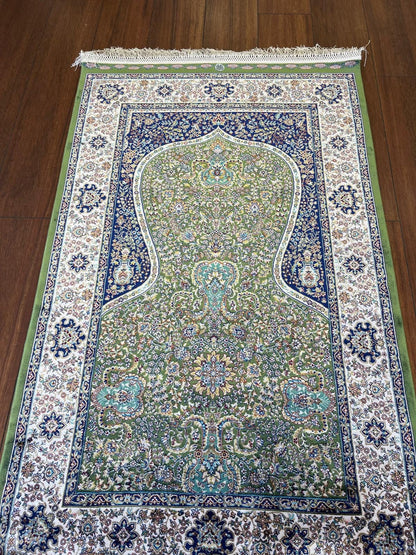Bamboo Prayer Rug with Silk Fringes: Soft Seccade Carpet