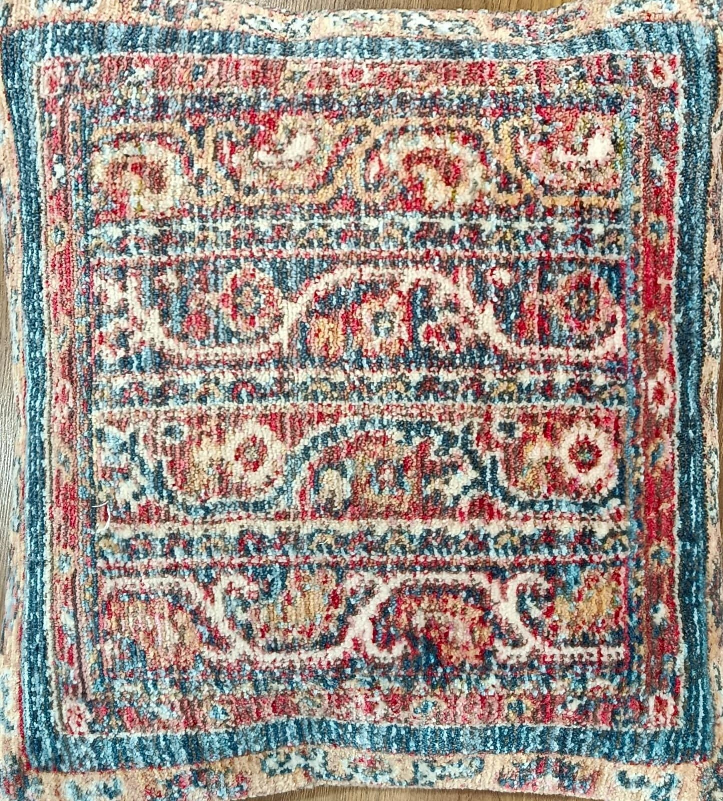 Vintage Turkish Carpet Pillow – Traditional Kilim-Style Cushion Cover with Oriental Rug Design , 50cmx50cm cushion