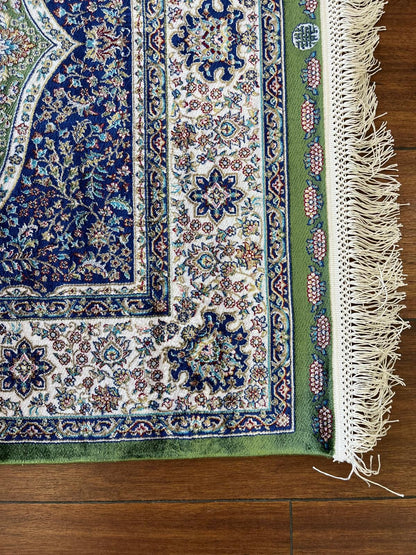 Bamboo Prayer Rug with Silk Fringes: Soft Seccade Carpet