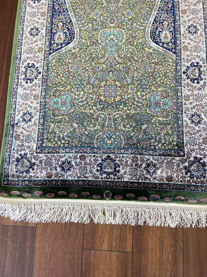 Bamboo Prayer Rug with Silk Fringes: Soft Seccade Carpet