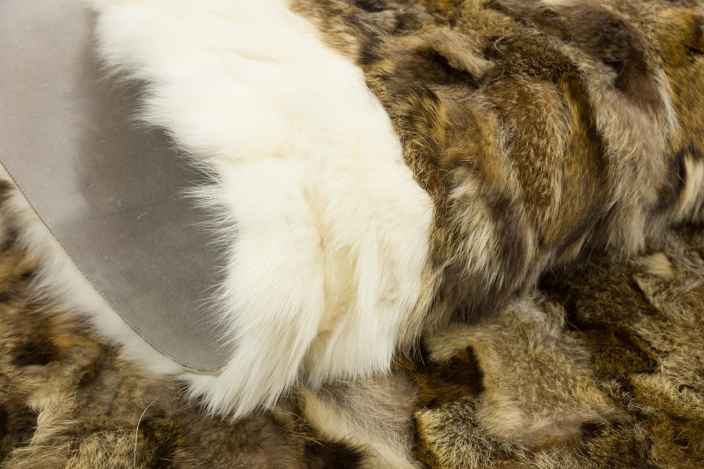 Customizable 8'x12' Leather Rug: Faux or Real Fur Options for Bedroom, Living Room, Nursery
