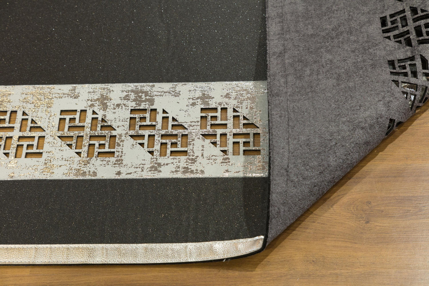 Black Faux Leather Rug: Laser Cut Silver Border, Modern Turkish Design (5x7 ft.)