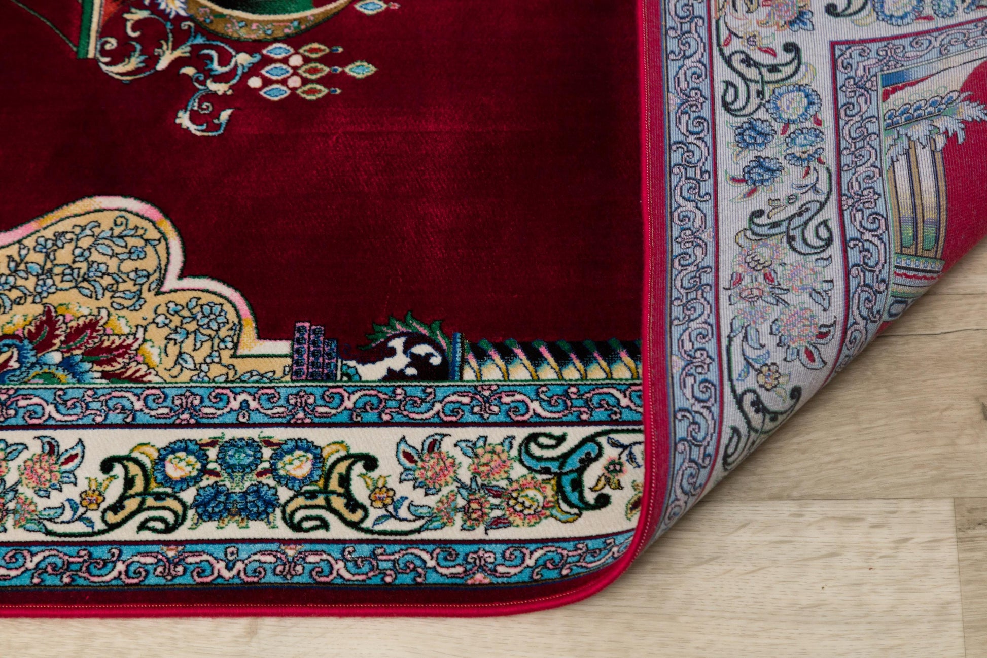 Red Silk-Look Turkish Prayer Rug: Islamic Floral Lantern Design