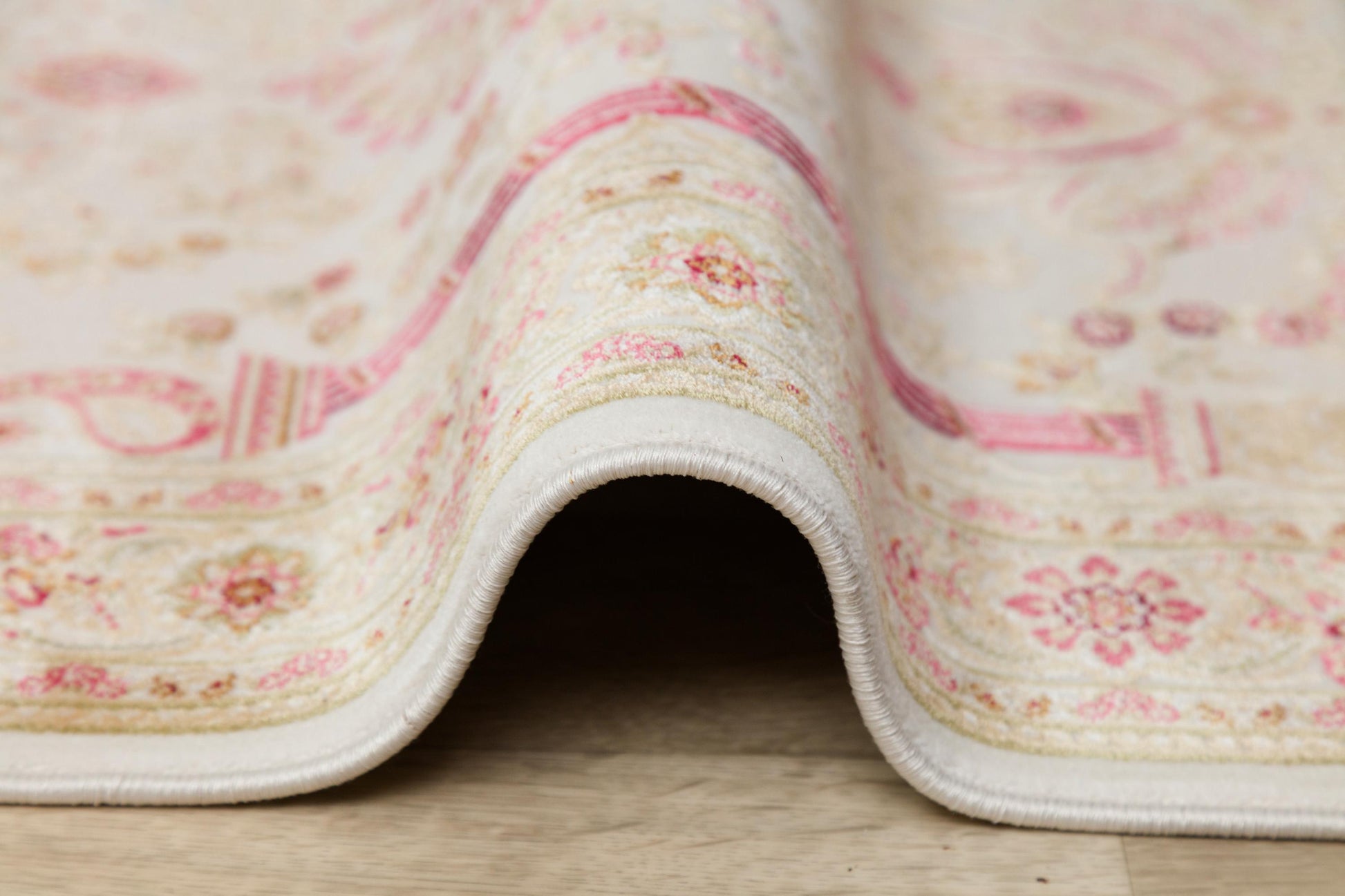Floral Turkish Prayer Rug: Ivory Pink Seccade with Arch Design