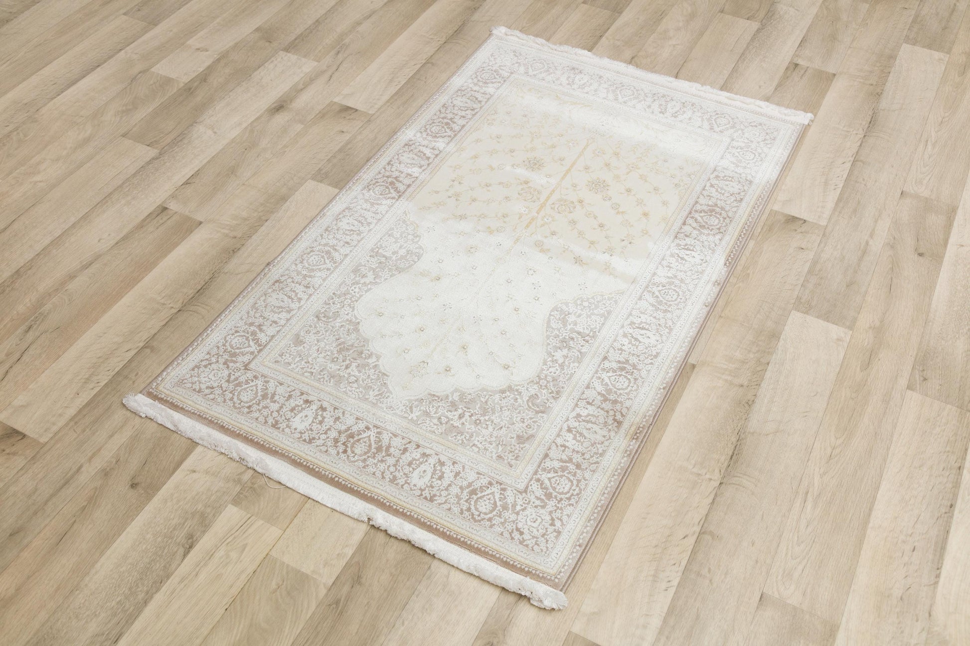 Light Sage Green Turkish Prayer Rug: Soft Islamic Seccade with Floral Design