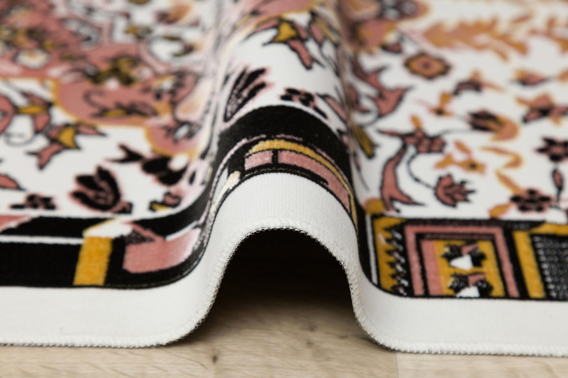 Floral Turkish Prayer Rug: Ivory & Pink Seccade - Made in Türkiye