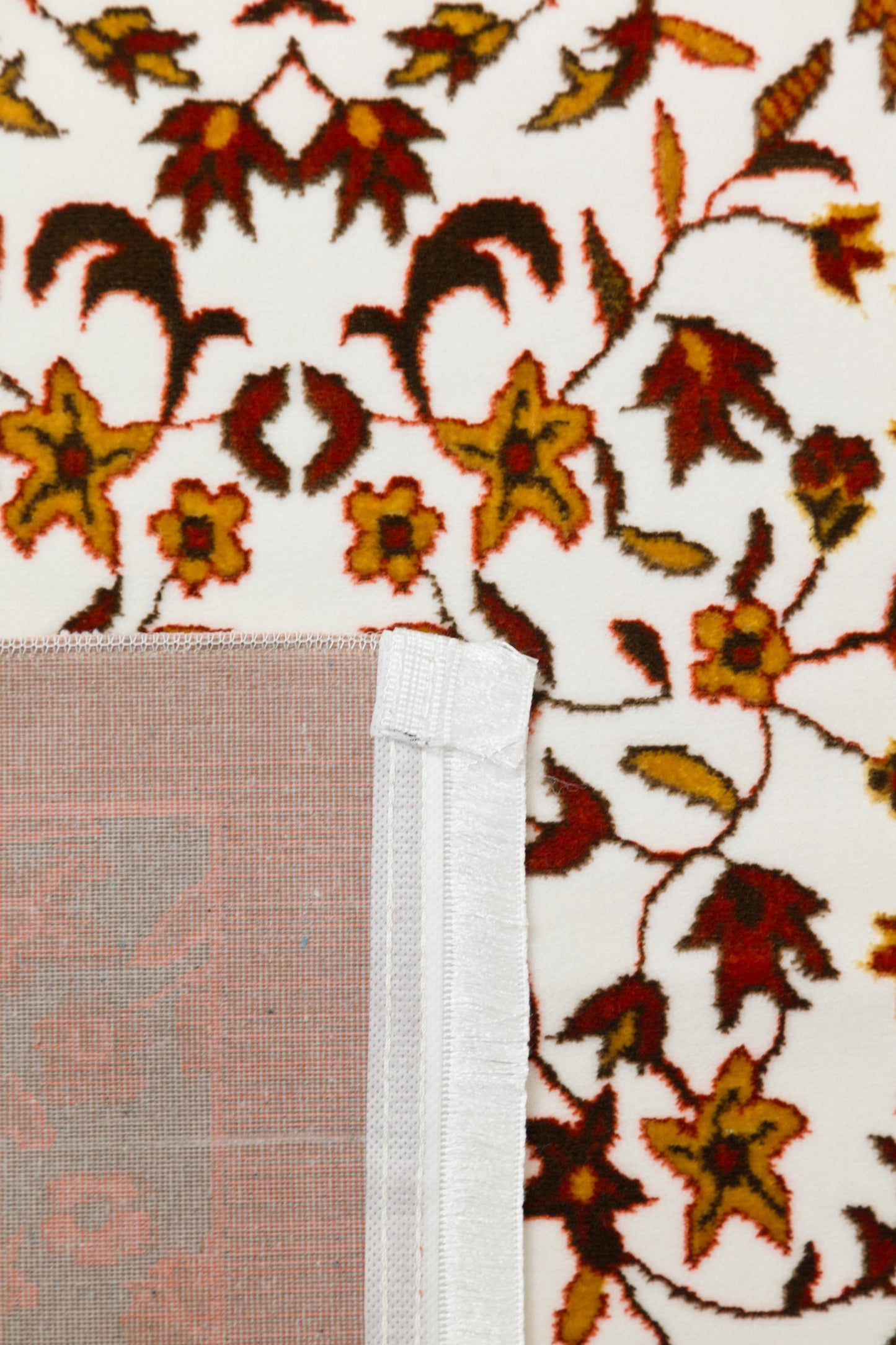 Floral Turkish Prayer Rug: Elegant Mihrab Design - Made in Türkiye