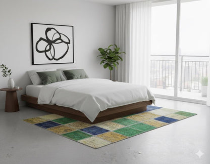 Handmade Wool Patchwork Rug: Bohemian Turkish Area Rug (3.9x5.7 ft)