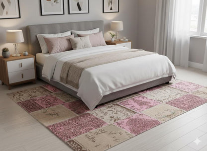 Handmade Turkish Patchwork Rug: Bohemian Wool Area Rug (6.6x9.4 ft)