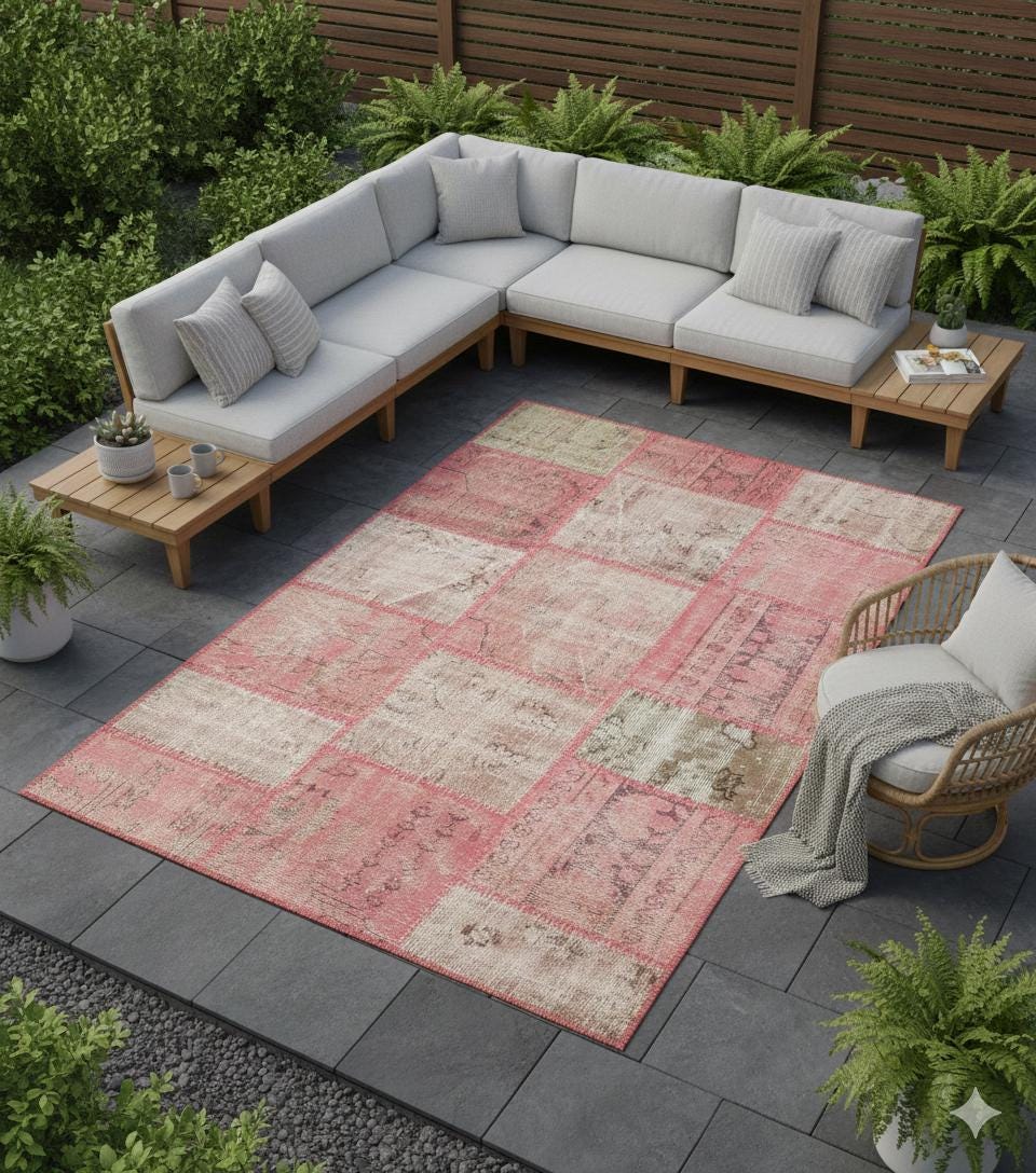 Handmade Pink Patchwork Rug: Bohemian Wool Area Rug (4x6 ft)