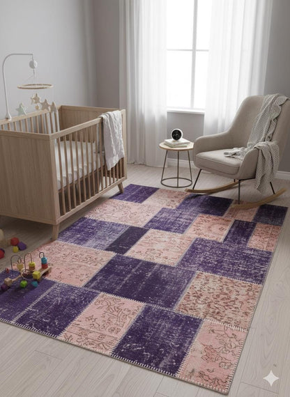 Handmade Purple Patchwork Wool Rug: Bohemian Turkish Rug (4.5'x6.6' ft)