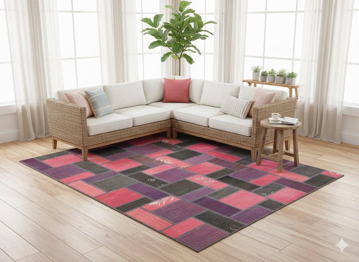 Handmade Wool Patchwork Rug: Bohemian Turkish Area Rug (5.6x7.7 ft)