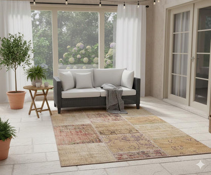 Handmade Wool Turkish Patchwork Rug: Vintage Bohemian Area Rug (4x6)
