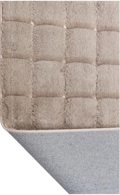Artificial Rabbit Fur Rug: Soft Brown Plush Carpet