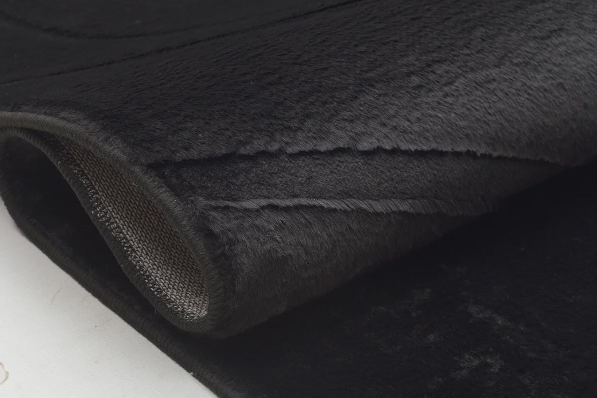 Black Soft Fur Rug: Soft Washable Plush Carpet